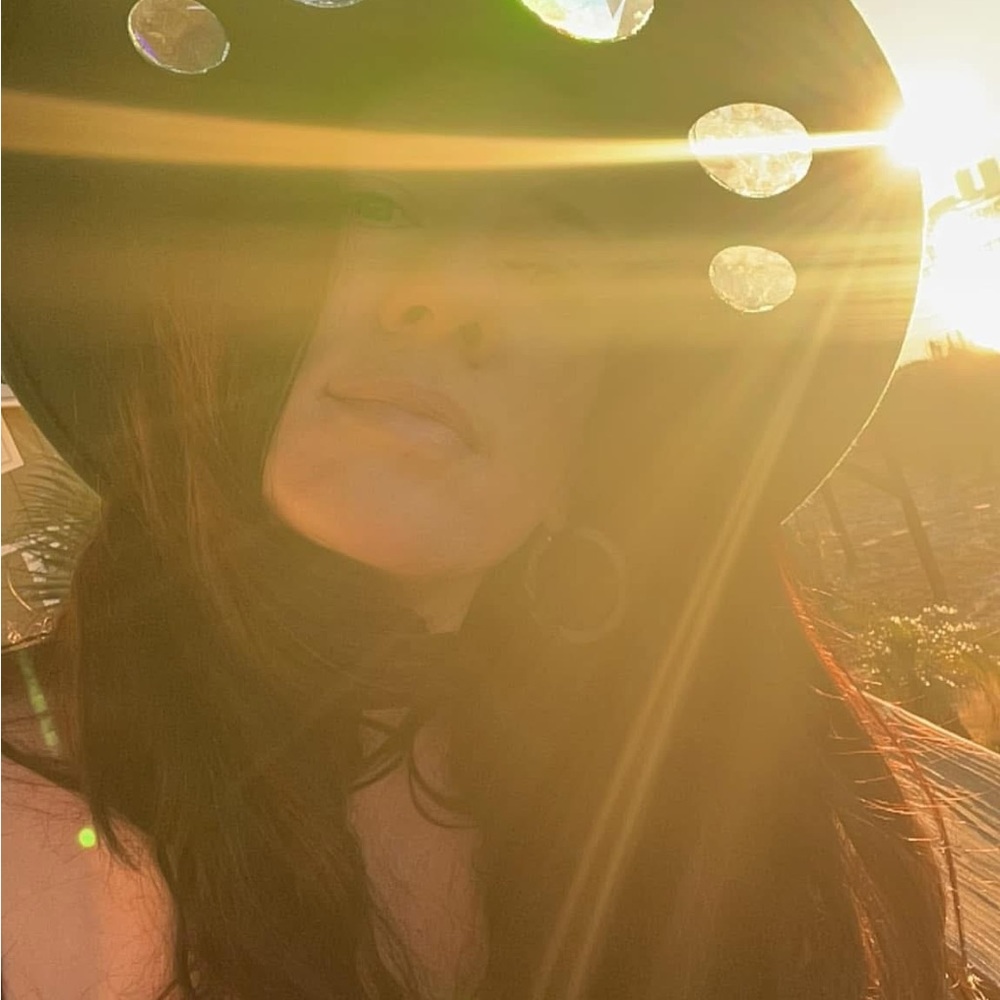 Be the light you wish to see, namaste Pisces sun catcher hat! - Picture 6 of 6